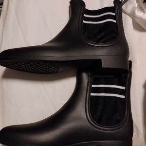 New Ferrera Couture by Henry Ferrara black rubber slip on ankle boots